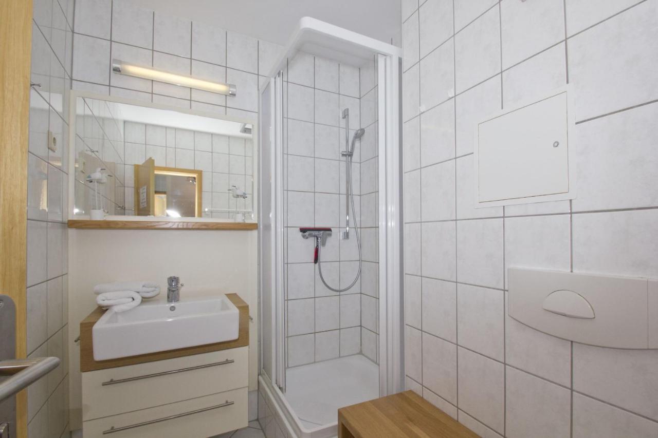 Fewo Mit Meerblick, Gratis Nutzung Vom Ahoi Erlebnisbad Und Sauna In Sellin - Haus Blick Zur See Fewo 06 Goehren  Kültér fotó